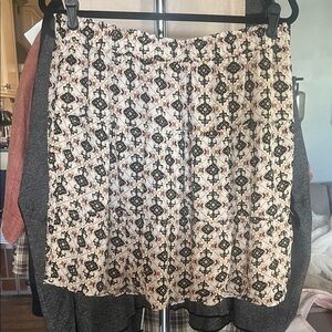 LOFT Black and Cream Geometric Mini Skirt